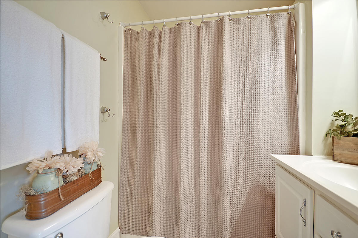 3 Charlestowne Road Charleston, SC 29407 - Photo 28 of 49 CREM_3 Charlestowne - interior reshoot_0