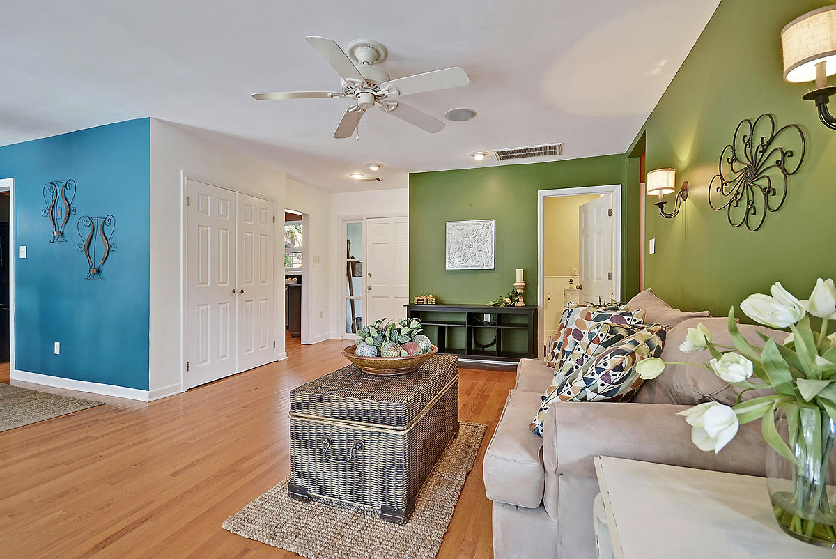 3 Charlestowne Road Charleston, SC 29407 - Photo 33 of 49 CREM_3 Charlestowne - interior reshoot_0