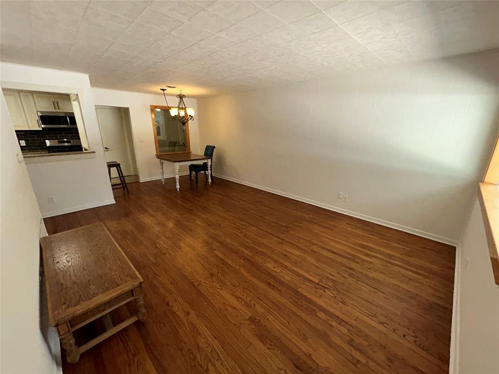908 Fairview Street Graham, TX 76450 - Photo 8 of 30