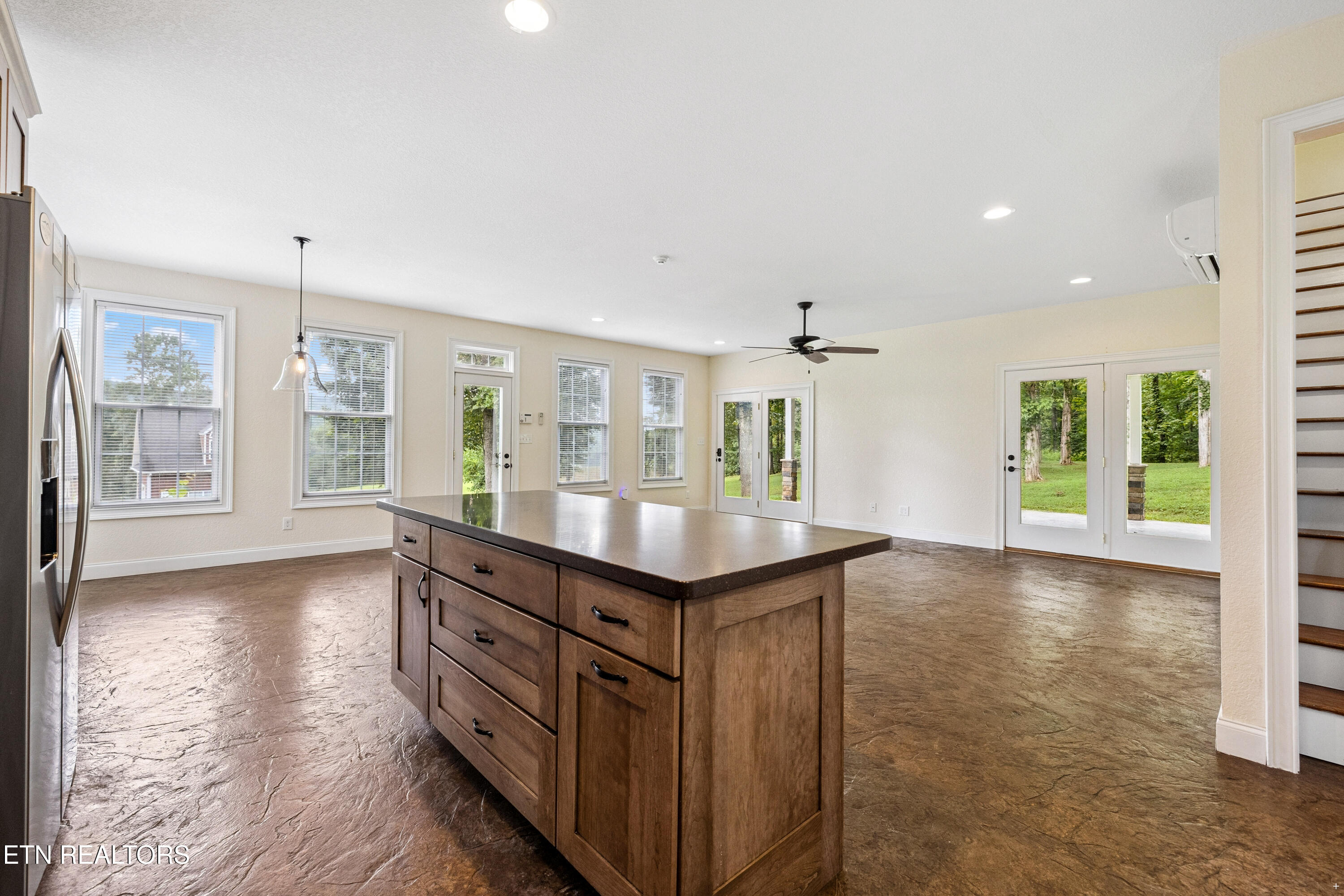 206 Old Leadmine Bend Road Sharps Chapel, TN 37866 - Photo 14 of 38 Positive Perceptions-8