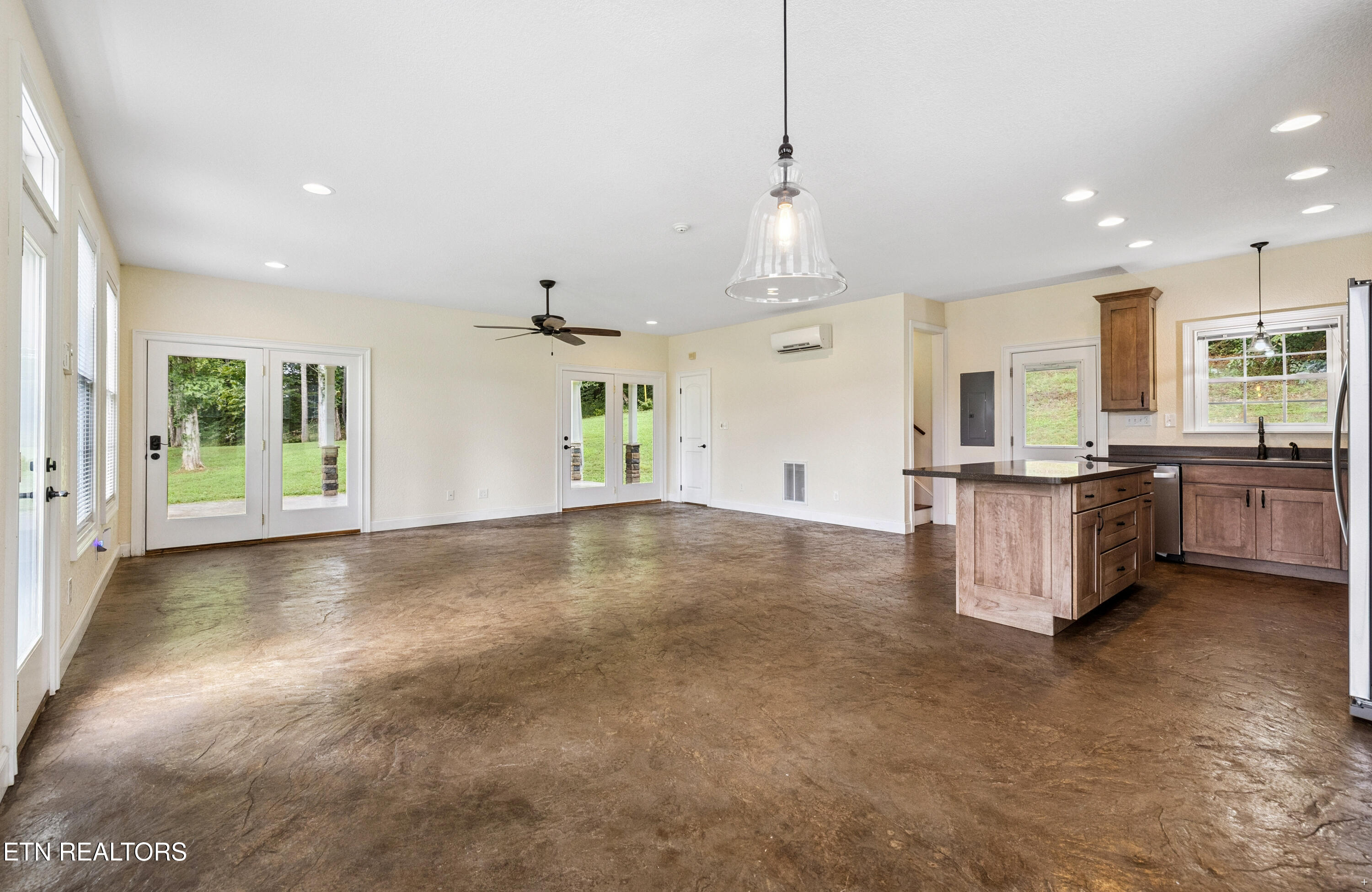 206 Old Leadmine Bend Road Sharps Chapel, TN 37866 - Photo 15 of 38 Positive Perceptions-11