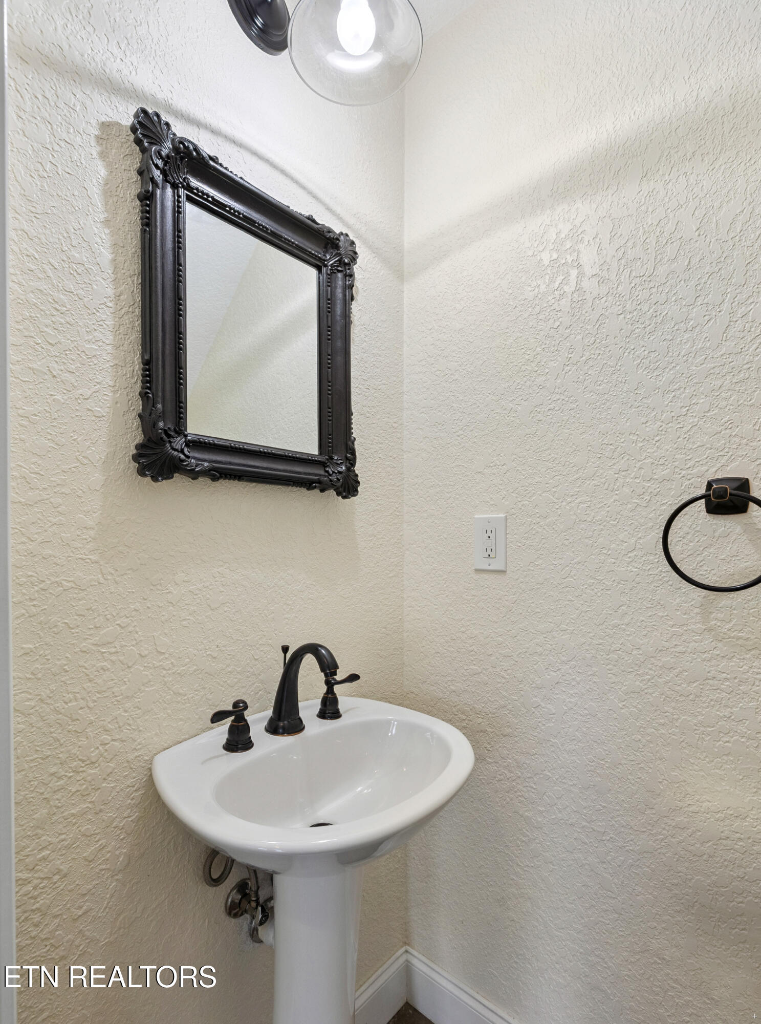 206 Old Leadmine Bend Road Sharps Chapel, TN 37866 - Photo 17 of 38 Positive Perceptions-14