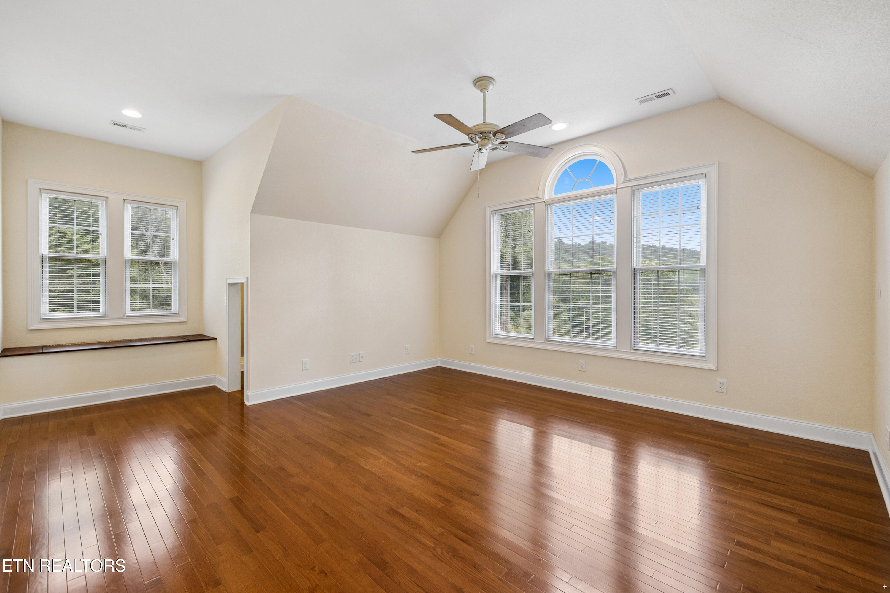 206 Old Leadmine Bend Road Sharps Chapel, TN 37866 - Photo 18 of 38 Positive Perceptions-15