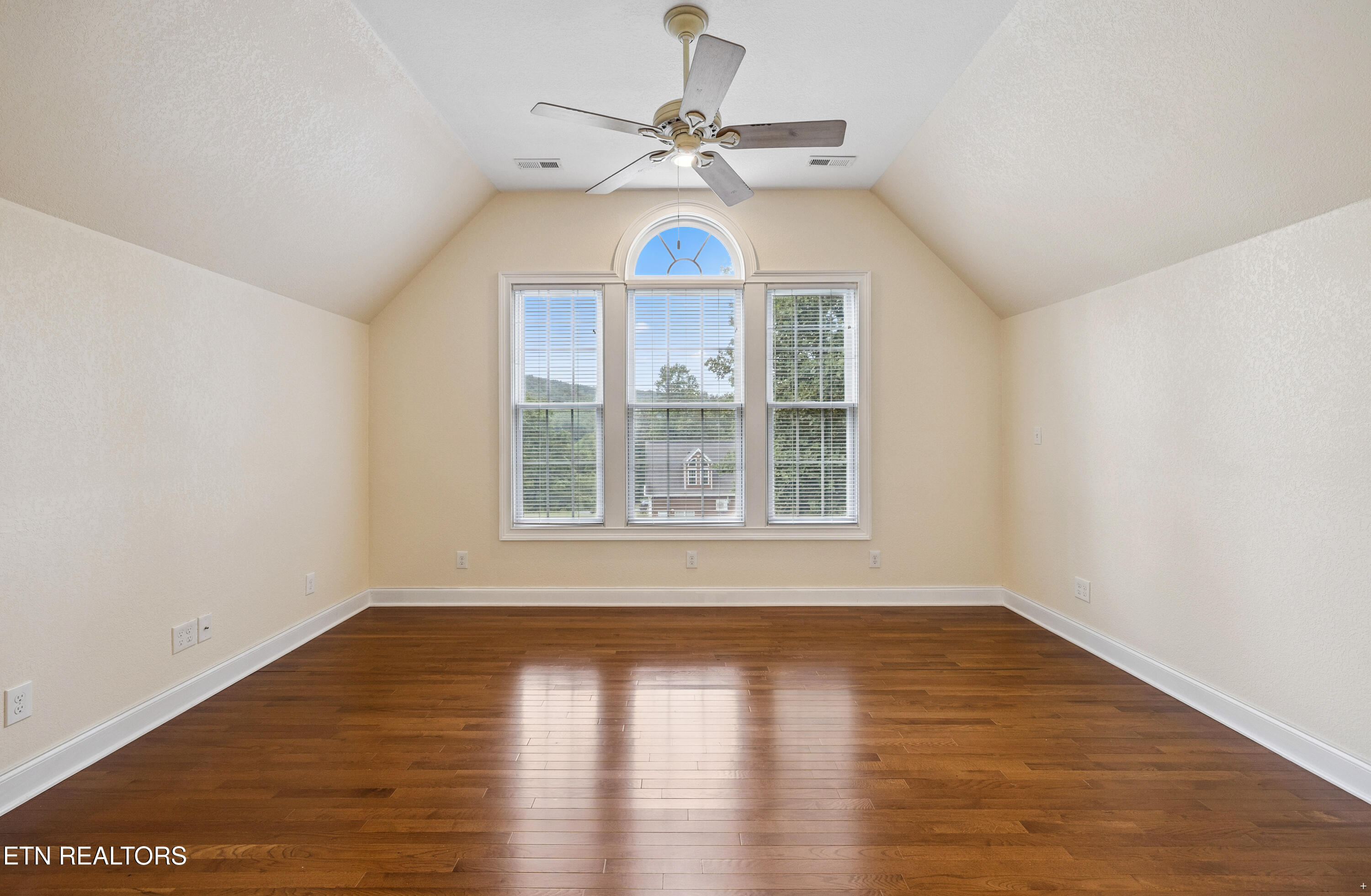 206 Old Leadmine Bend Road Sharps Chapel, TN 37866 - Photo 19 of 38 Positive Perceptions-16