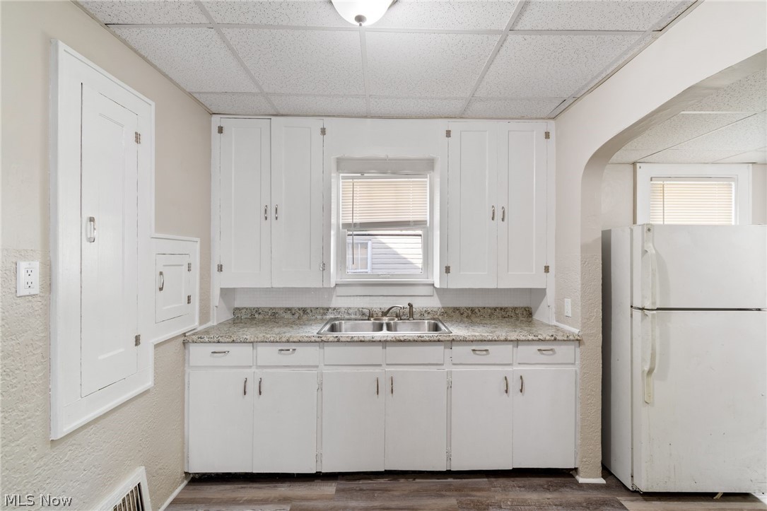 626 East Wilbeth Road Akron, OH 44306 - Photo 9 of 24