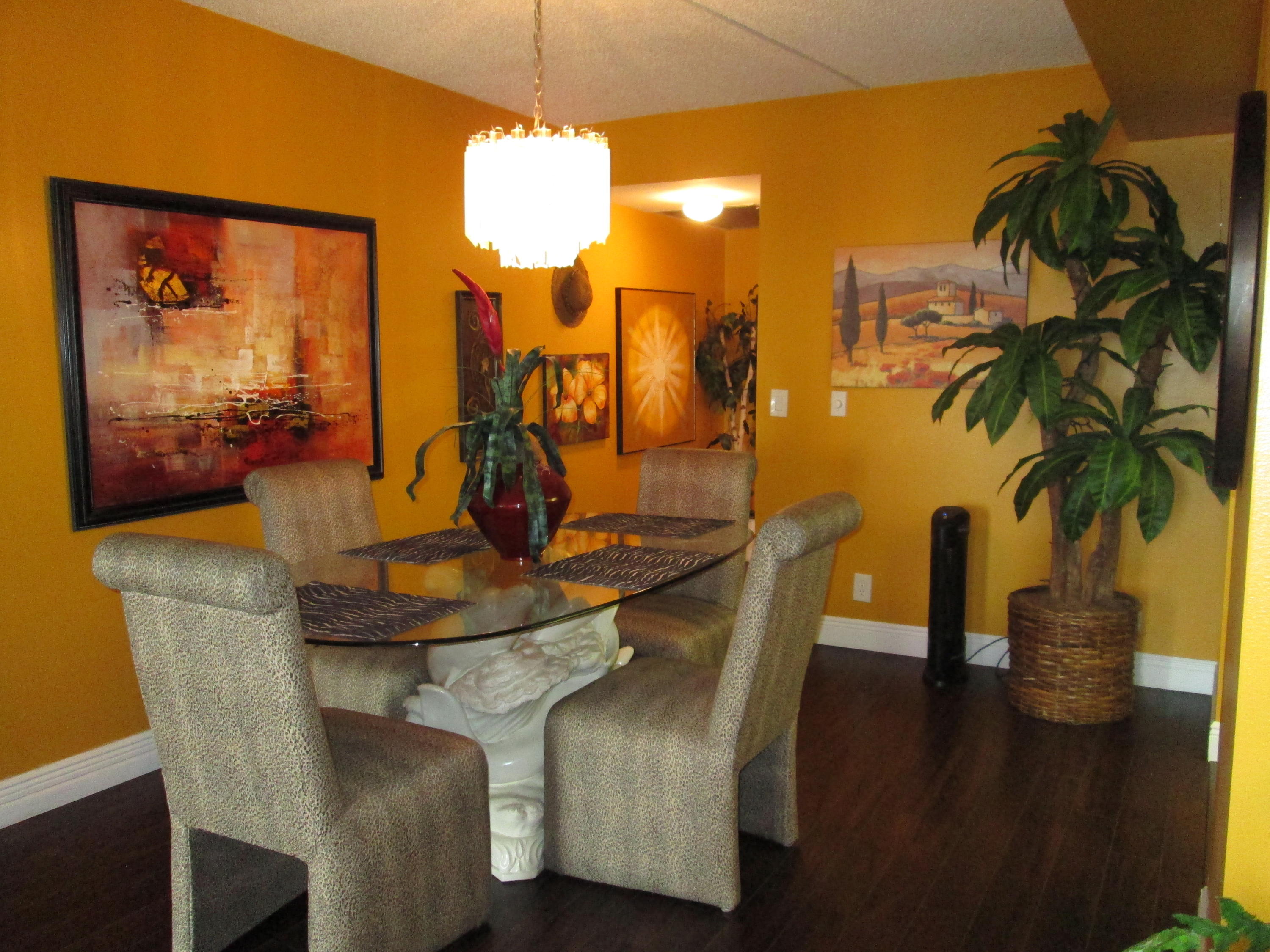 2070 Wolverton East Boca Raton, FL 33434 - Photo 3 of 14 dining room