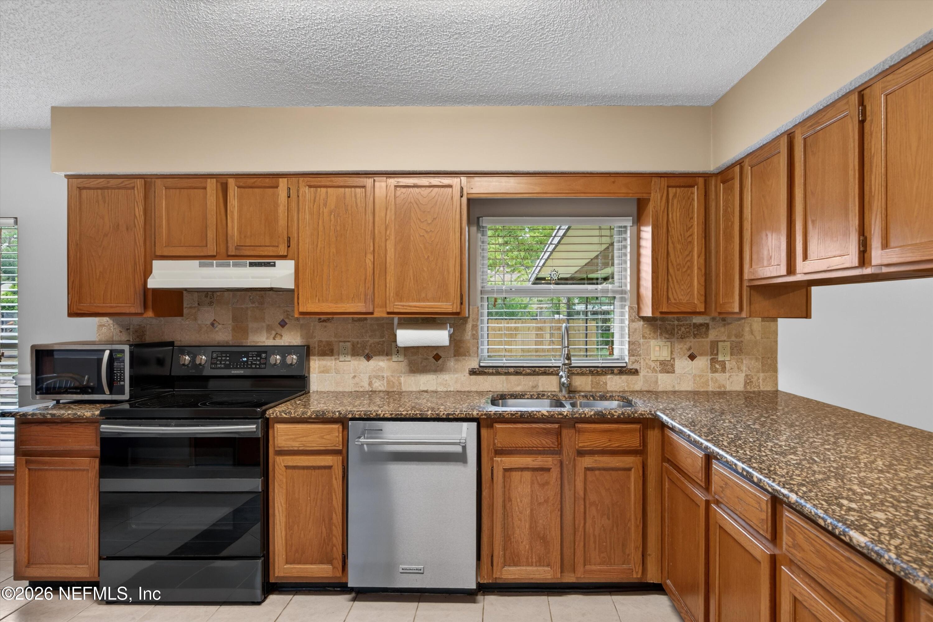 972 Rexfield Terrace Jacksonville, FL 32221 - Photo 16 of 43 Kitchen