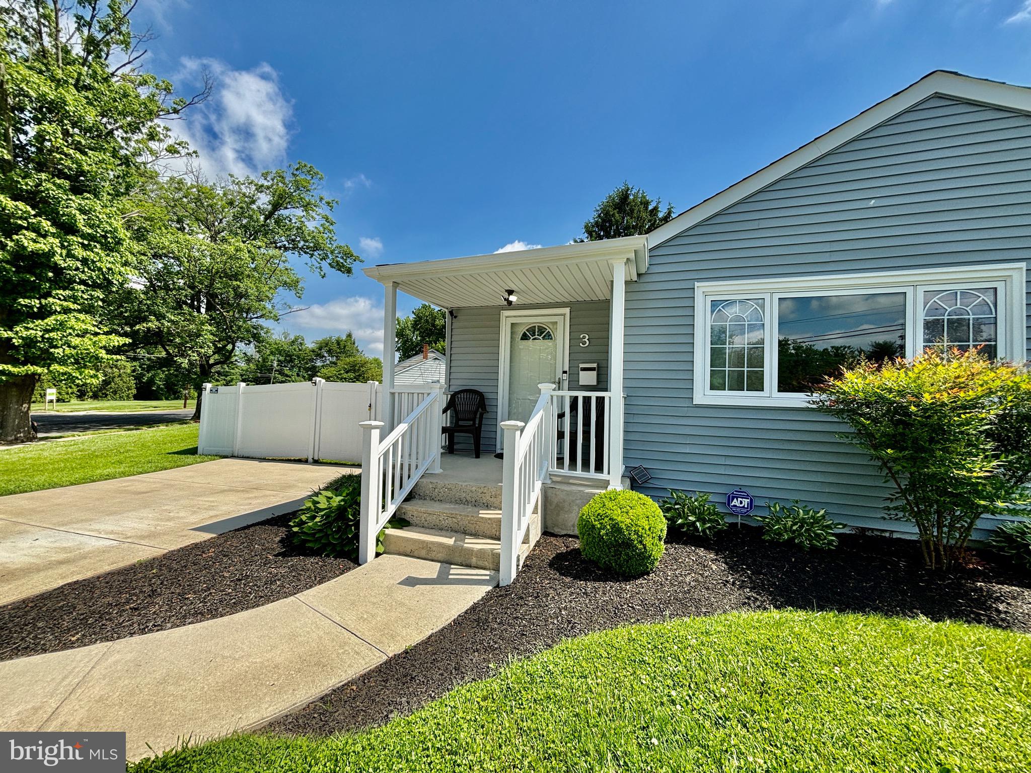 3 Tinker Drive Mount Holly, NJ 08060 - Photo 3 of 36