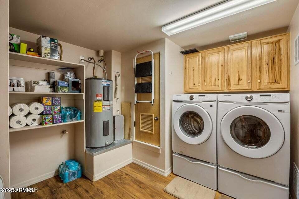 2522 Village Loop Pinetop, AZ 85935 - Photo 12 of 38 a view of living room washer and dryer