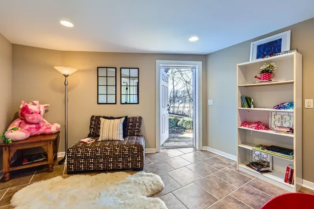 $3,345,000 | 19900 Cottagewood Road, Deephaven, MN 55331