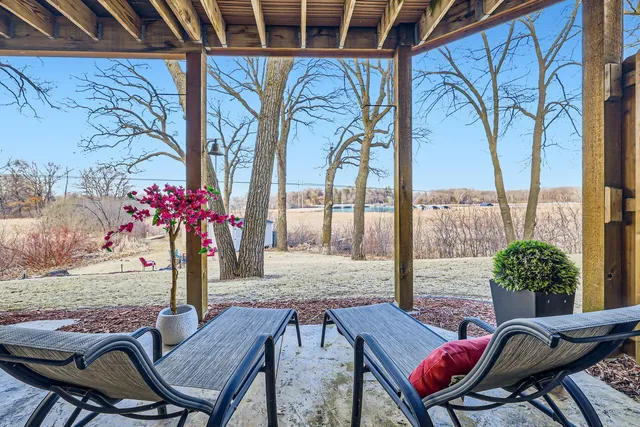 $3,345,000 | 19900 Cottagewood Road, Deephaven, MN 55331