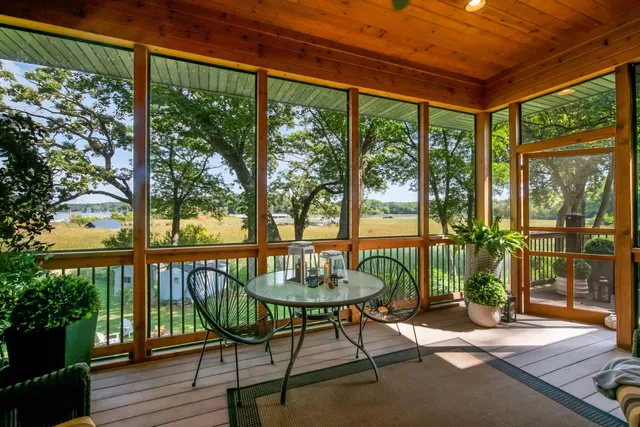 $3,345,000 | 19900 Cottagewood Road, Deephaven, MN 55331