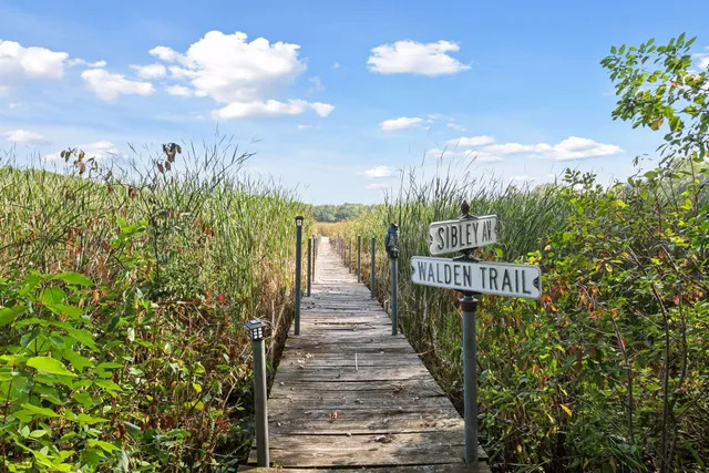 $3,345,000 | 19900 Cottagewood Road, Deephaven, MN 55331