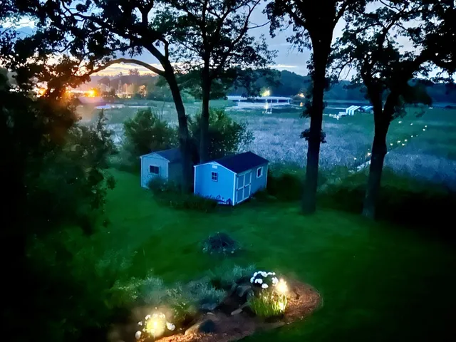 $3,345,000 | 19900 Cottagewood Road, Deephaven, MN 55331