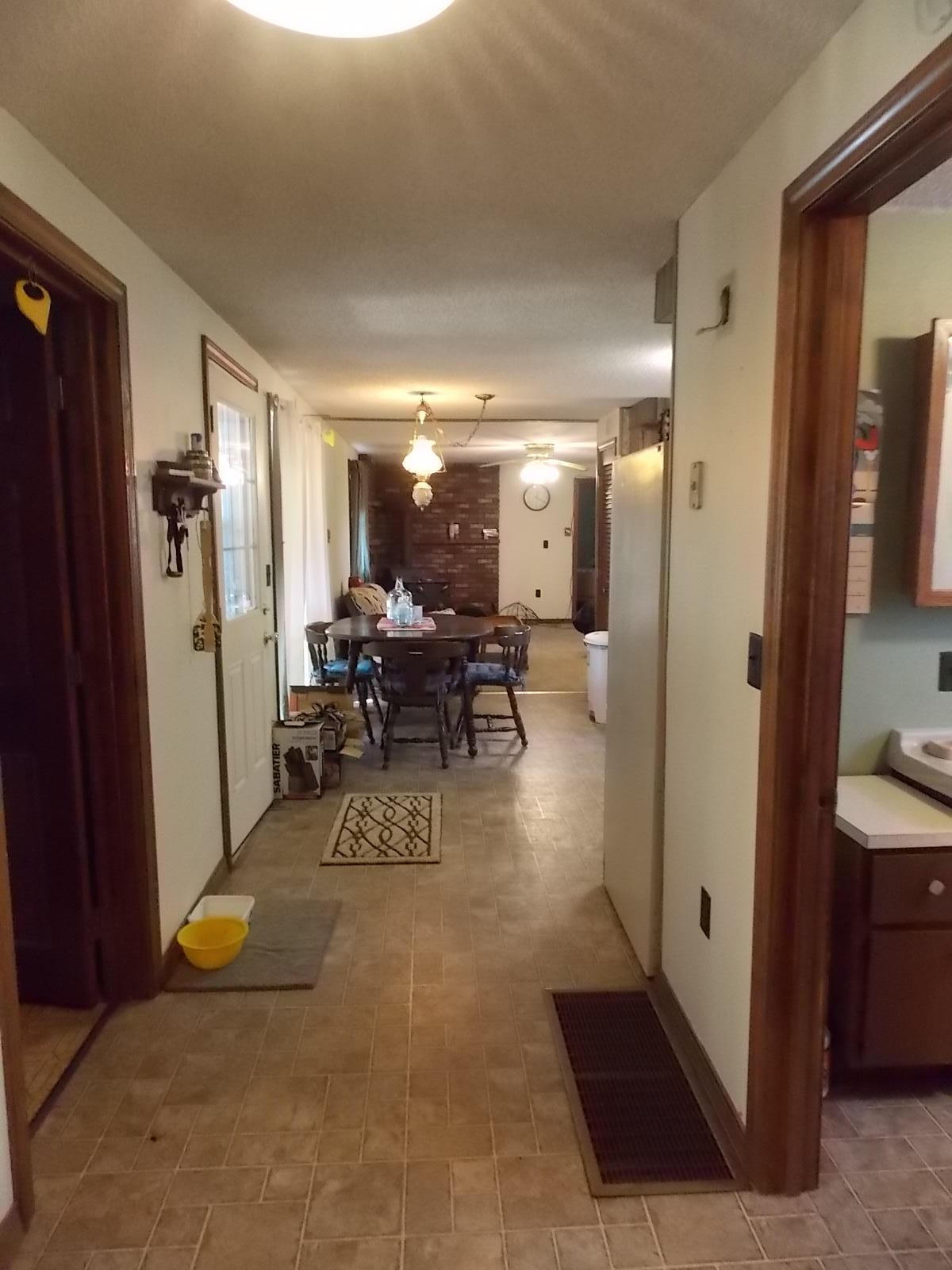 247 Waterville Road Norridgewock, ME 04957 - Photo 11 of 19 10 a Hall way