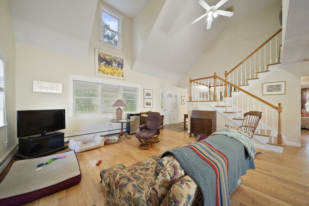 283 Main Street Boxford, MA 01921 - Photo 13 of 39