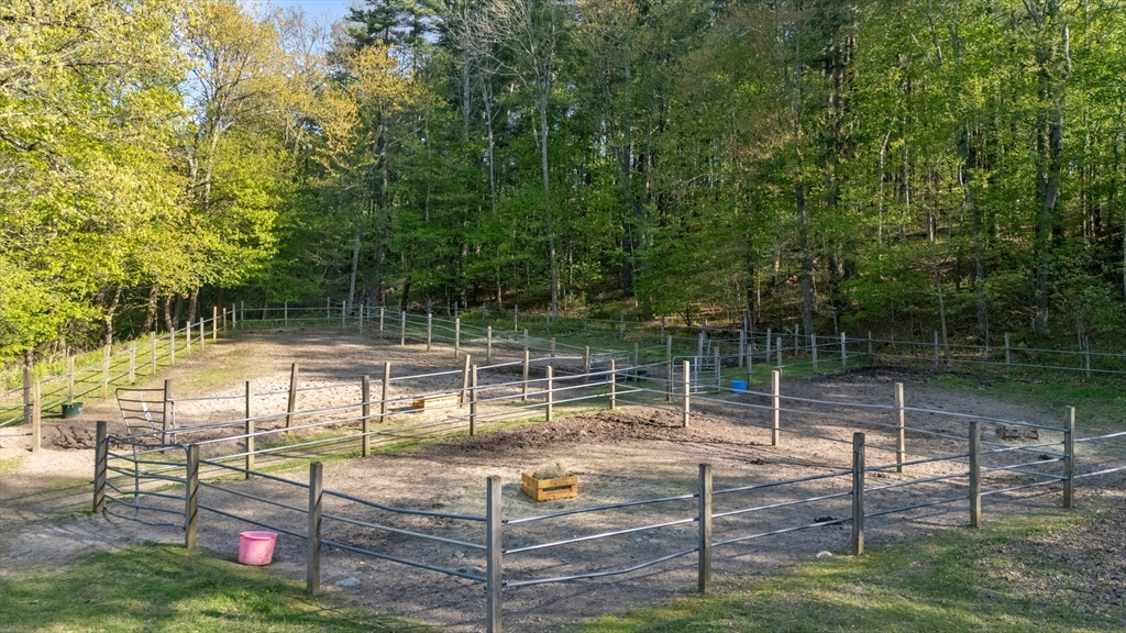 283 Main Street Boxford, MA 01921 - Photo 25 of 39