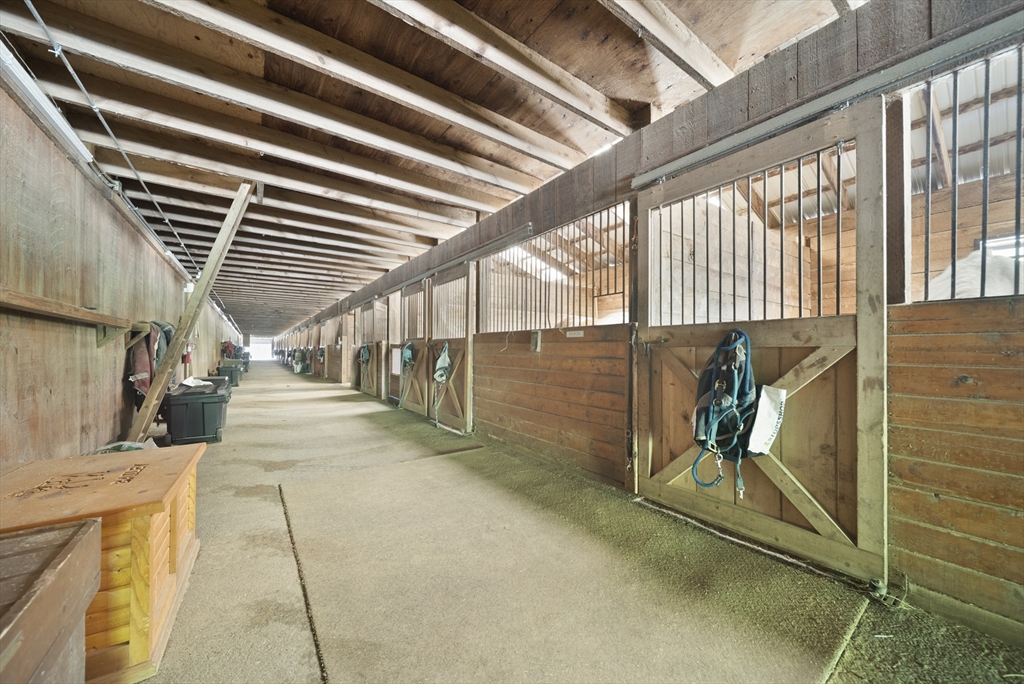 283 Main Street Boxford, MA 01921 - Photo 6 of 39