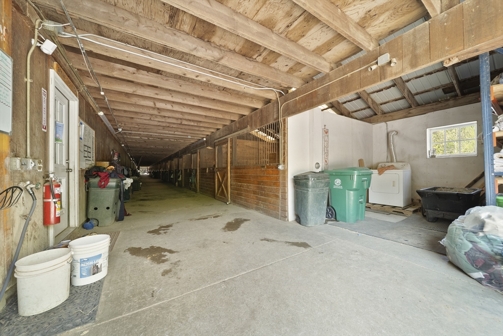 283 Main Street Boxford, MA 01921 - Photo 7 of 39