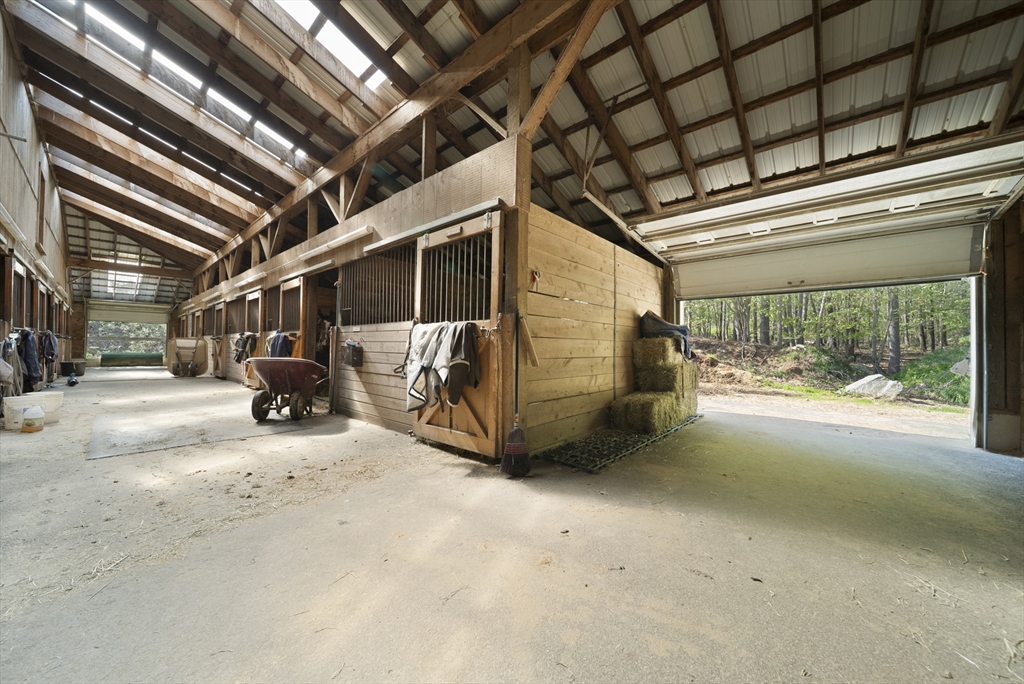 283 Main Street Boxford, MA 01921 - Photo 9 of 39