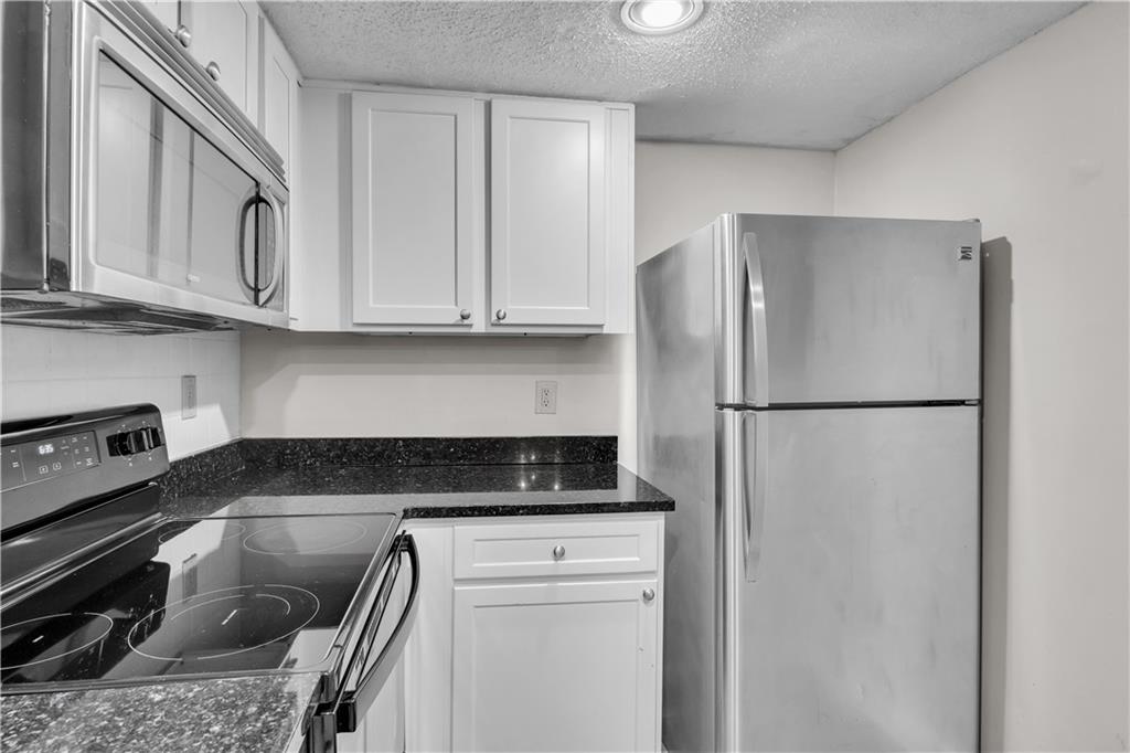 6900 Roswell Road, Unit 10Q Atlanta, GA 30328 - Photo 2 of 27