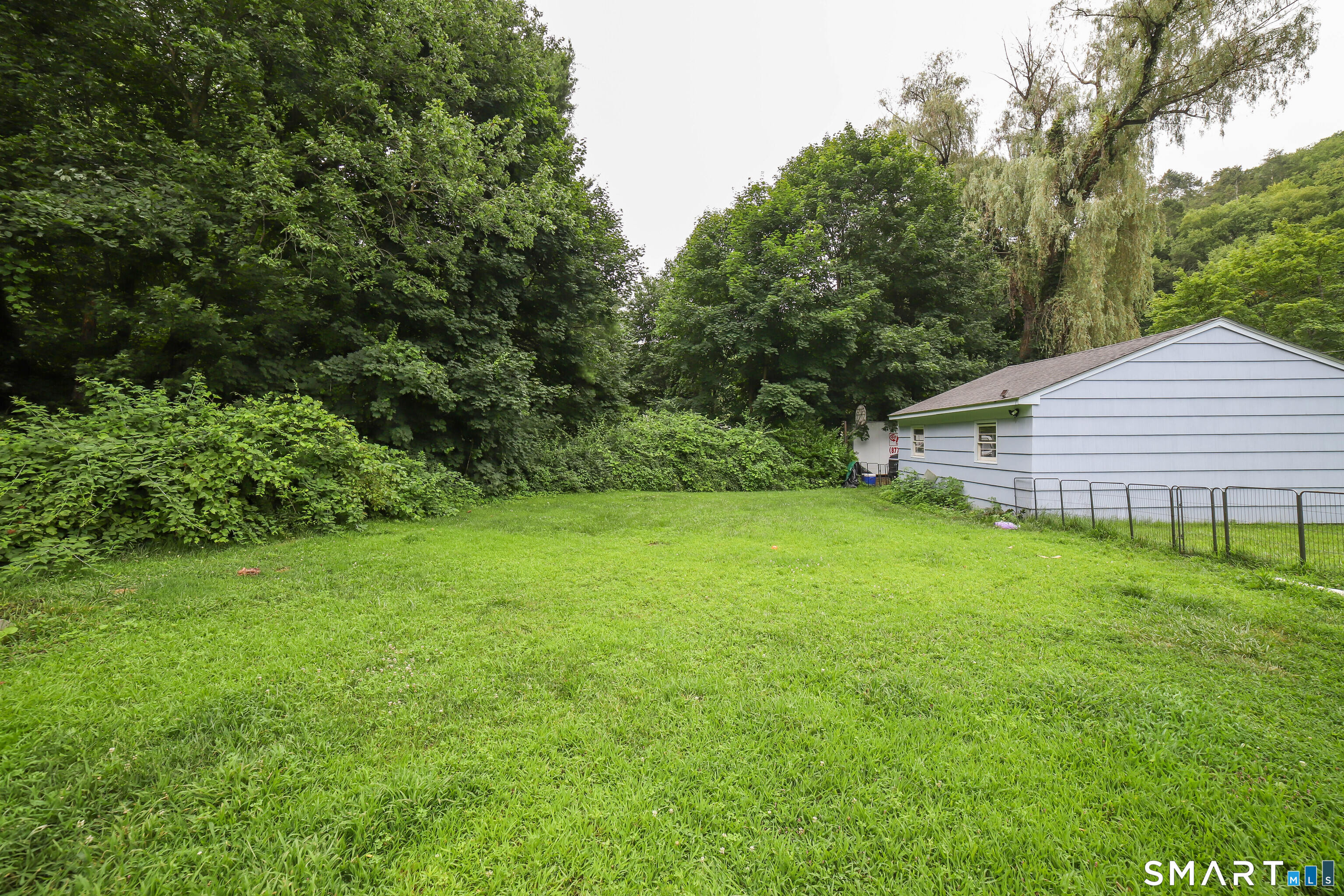 9 Hillside Court Brookfield, CT 06804 - Photo 20 of 25