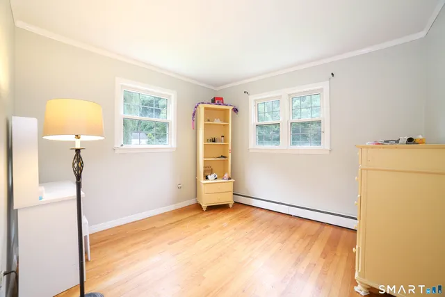 $525,000 | 9 Hillside Court, Brookfield, CT 06804