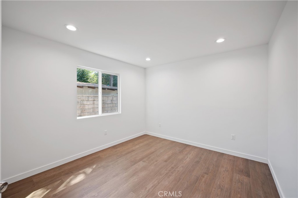 7445 Balcom Avenue Reseda, CA 91335 - Photo 12 of 73