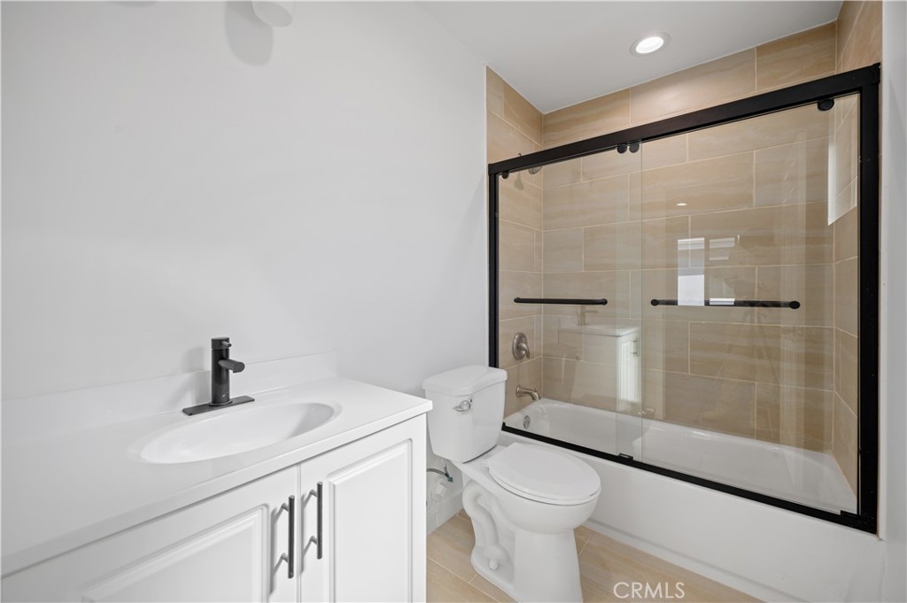 7445 Balcom Avenue Reseda, CA 91335 - Photo 16 of 73