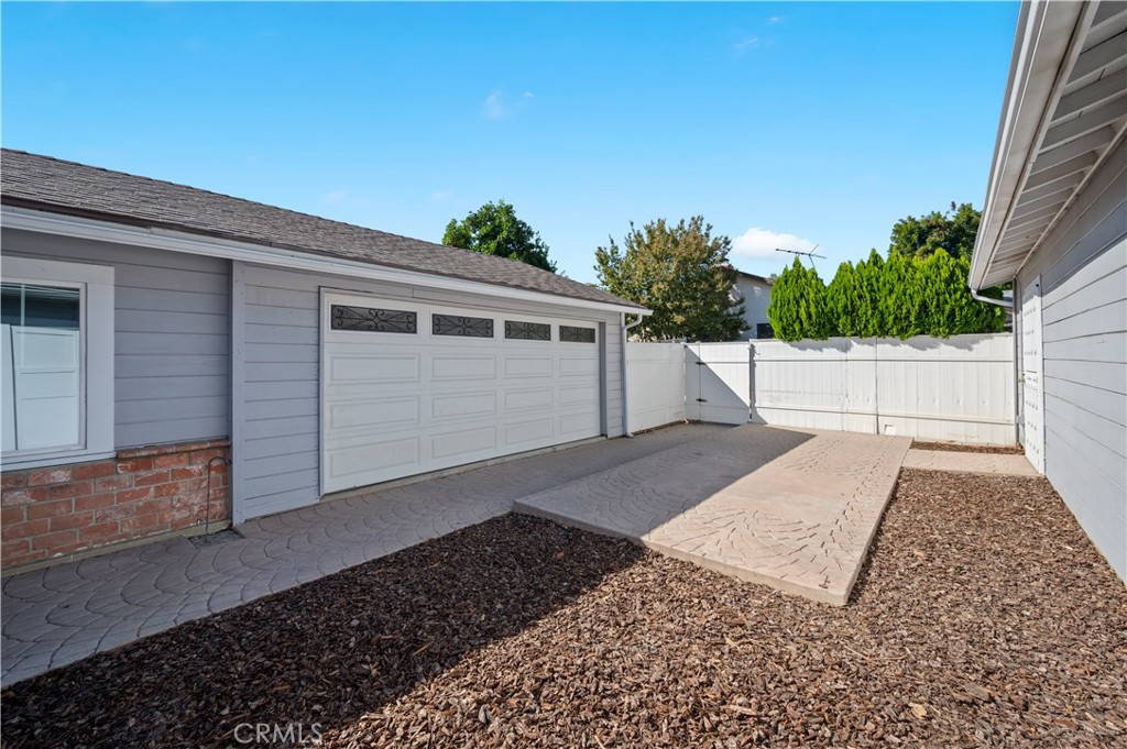 7445 Balcom Avenue Reseda, CA 91335 - Photo 4 of 73