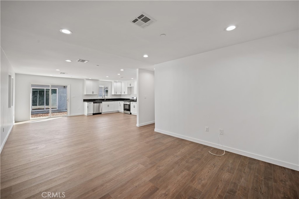 7445 Balcom Avenue Reseda, CA 91335 - Photo 41 of 73