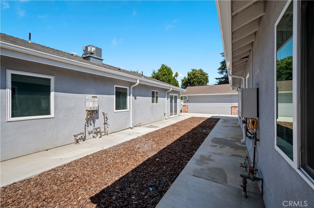 7445 Balcom Avenue Reseda, CA 91335 - Photo 67 of 73