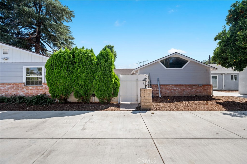 7445 Balcom Avenue Reseda, CA 91335 - Photo 68 of 73 a house view with a outdoor space
