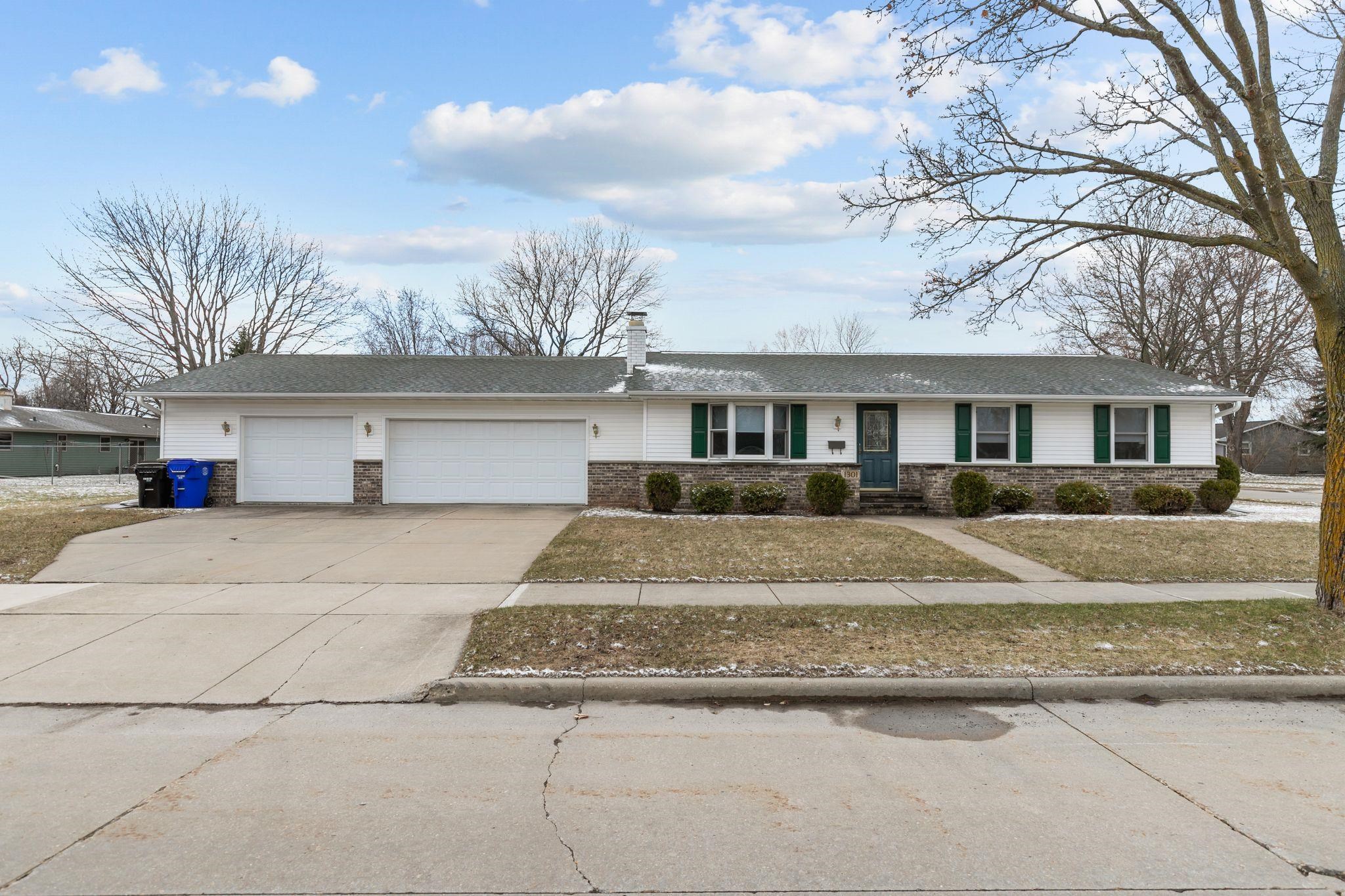 1301 East Sylvan Avenue Appleton, WI 54915 - Photo 1 of 1
