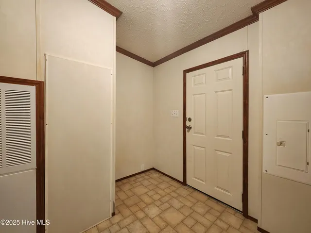 $2,000 | 118 April Lane, Stella, NC 28582