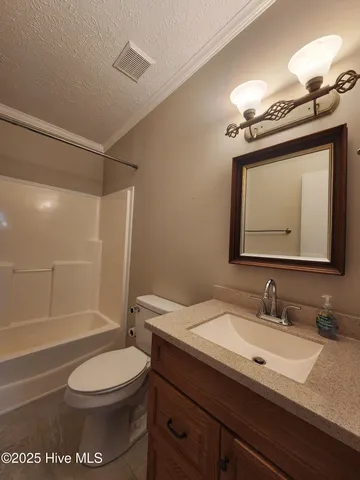 $2,000 | 118 April Lane, Stella, NC 28582