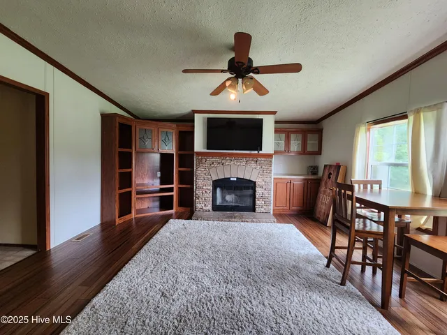 $2,000 | 118 April Lane, Stella, NC 28582