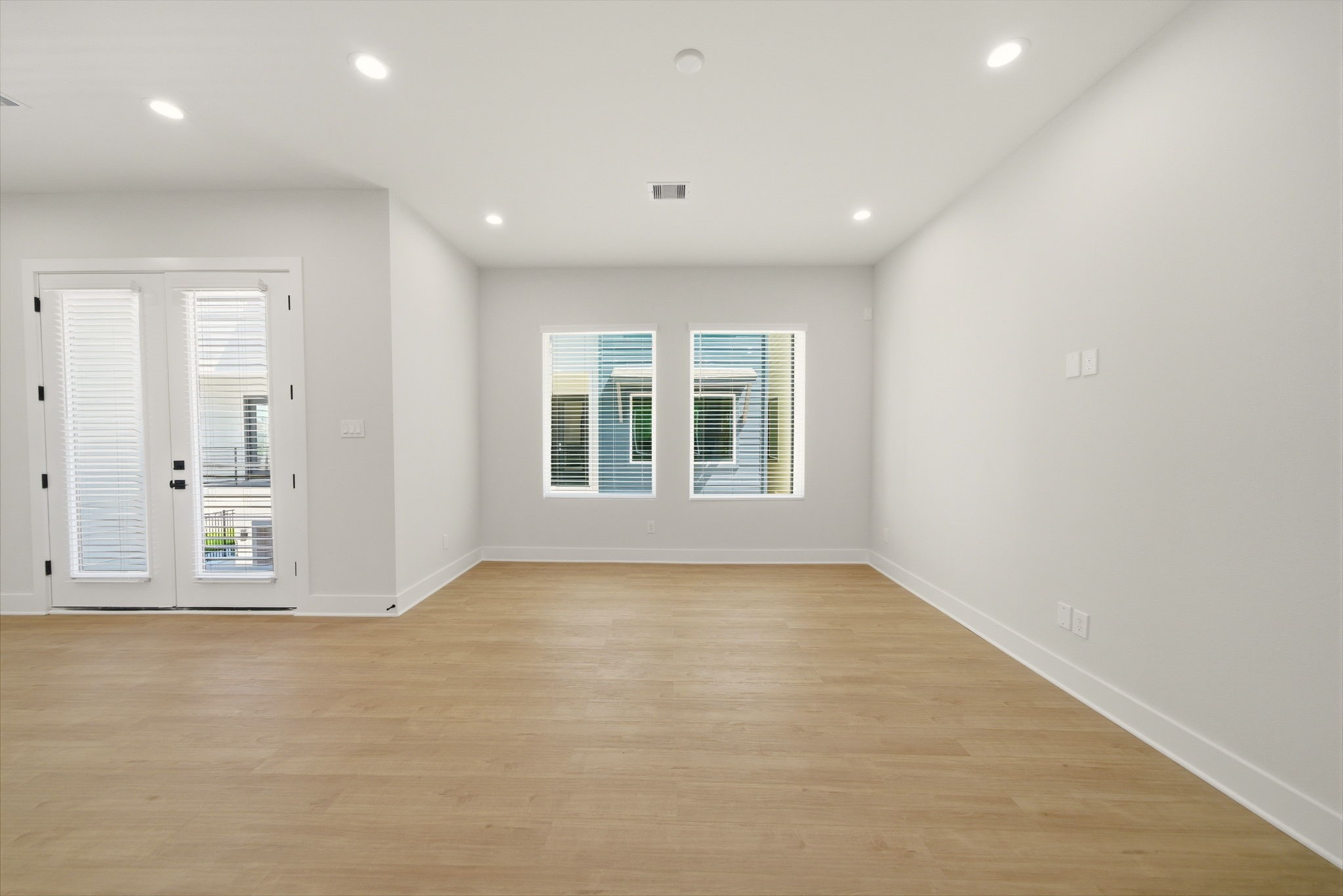 1396 Cedar Post Lane Houston, TX 77080 - Photo 8 of 33