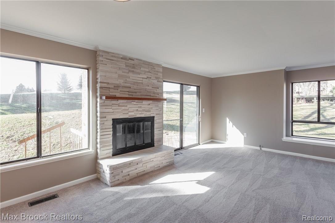 777 Oak Brook Ridge Drive, Unit 124 Rochester, MI 48307 - Photo 11 of 28 IMG_1335.jpg