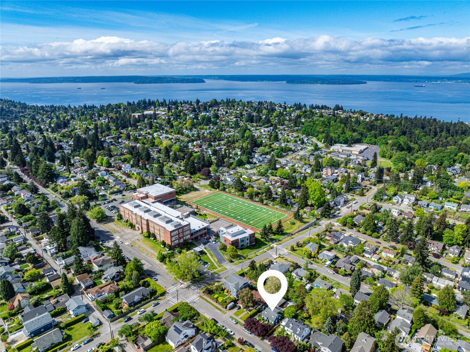 3245 45th Avenue Southwest Seattle, WA 98116 - Photo 30 of 31 a view of a city