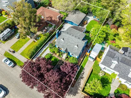 $1,295,000 | 3245 45th Avenue Southwest, Seattle, WA 98116