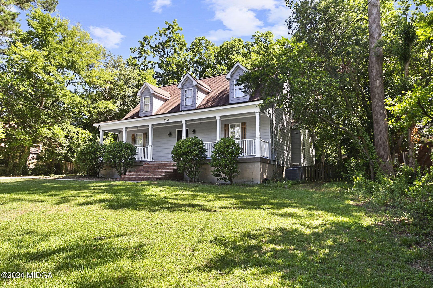 3355 Ridge Avenue Macon, GA 31204 - Photo 3 of 28 03