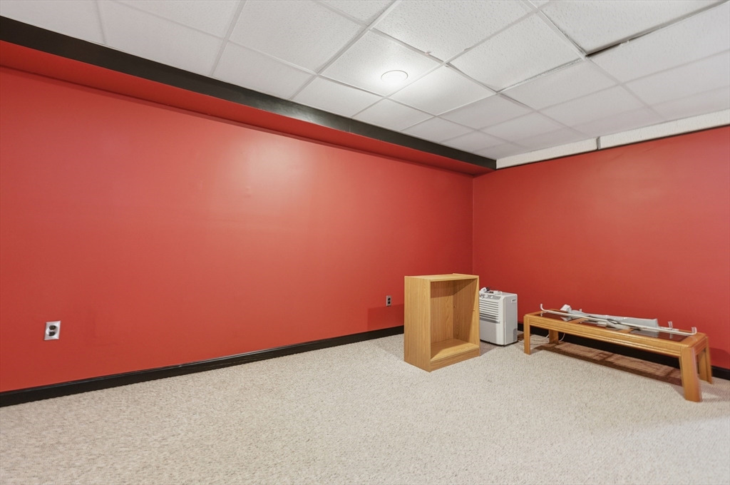 4 Jonathan Circle Worcester, MA 01604 - Photo 26 of 42