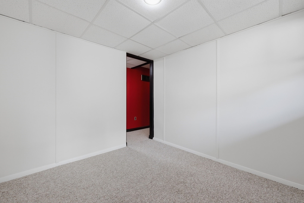 4 Jonathan Circle Worcester, MA 01604 - Photo 29 of 42