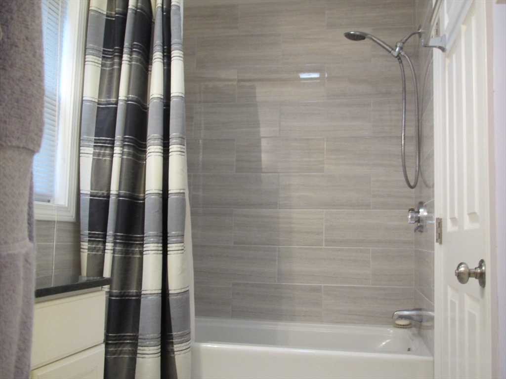 4 Jonathan Circle Worcester, MA 01604 - Photo 39 of 42