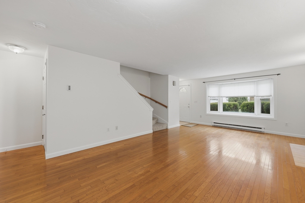 4 Jonathan Circle Worcester, MA 01604 - Photo 6 of 42