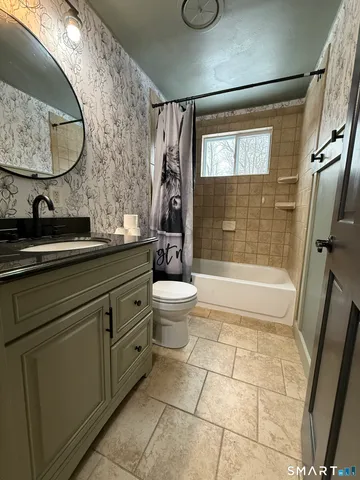 $310,000 | 14 Glenwood Drive, Marlborough, CT 06447