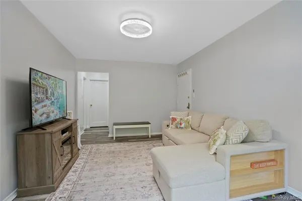 $440,000 | 1001 Shore Parkway, Unit 2B | Bath Beach