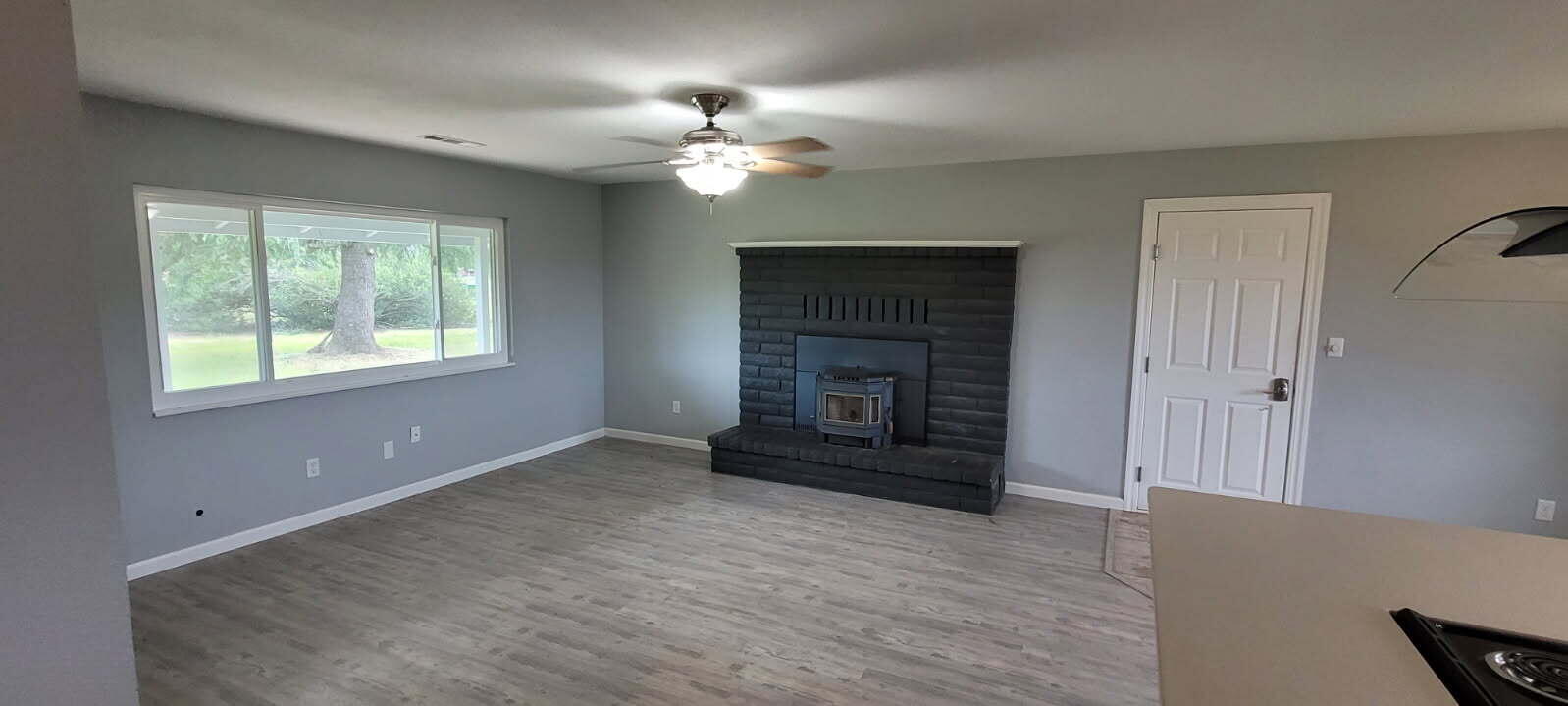 16280 Scout Avenue Anderson, CA 96007 - Photo 4 of 78 image000007