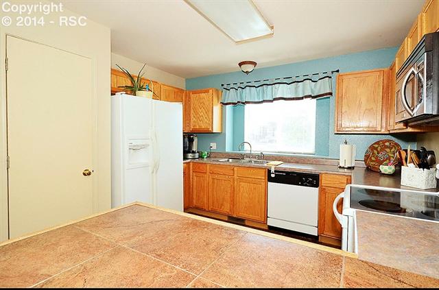 8180 Linderman Road Peyton, CO 80831 - Photo 3 of 20